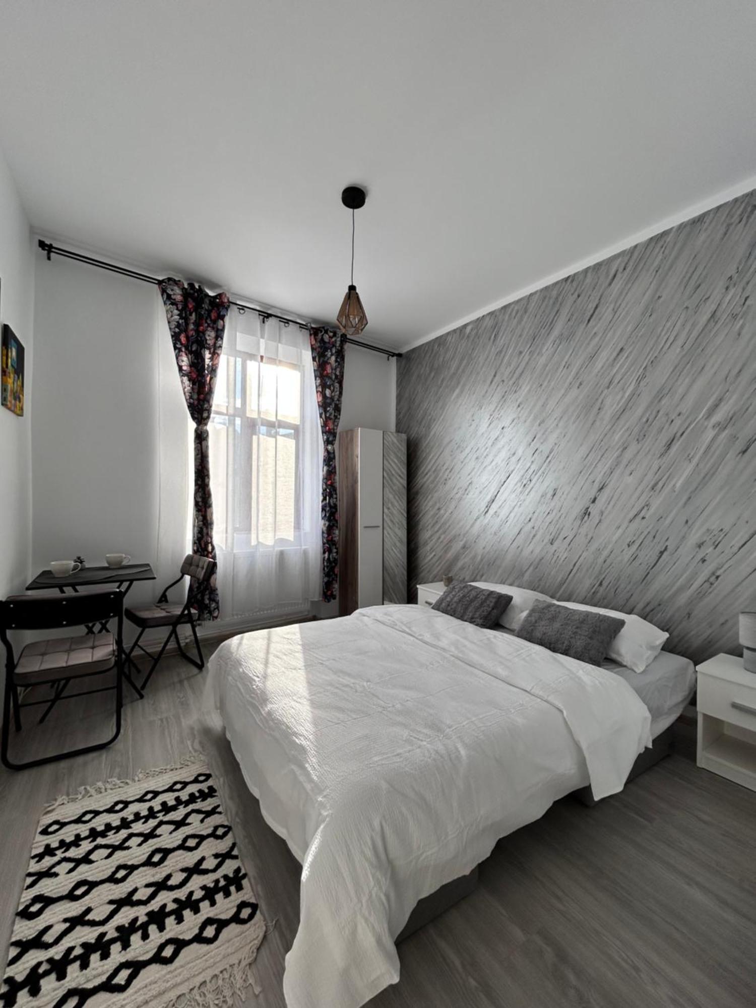 Lower Town Studio #2 Sibiu Dış mekan fotoğraf